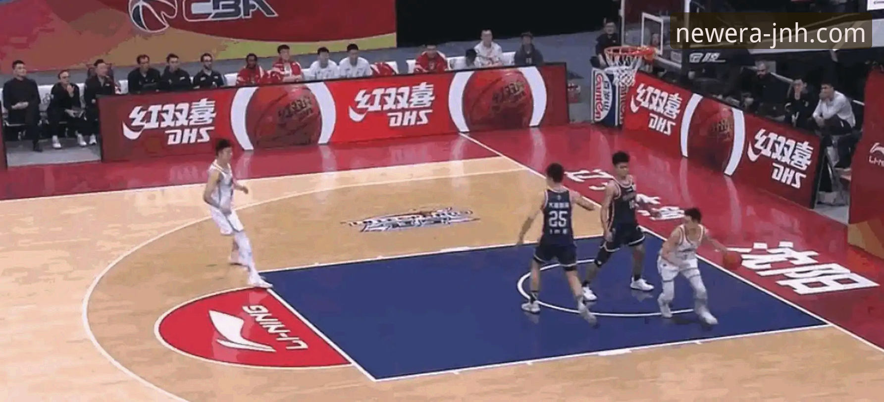 深度解析CBA焦点战：皮特森38分神迹逆转，北京连胜终结的战术启示